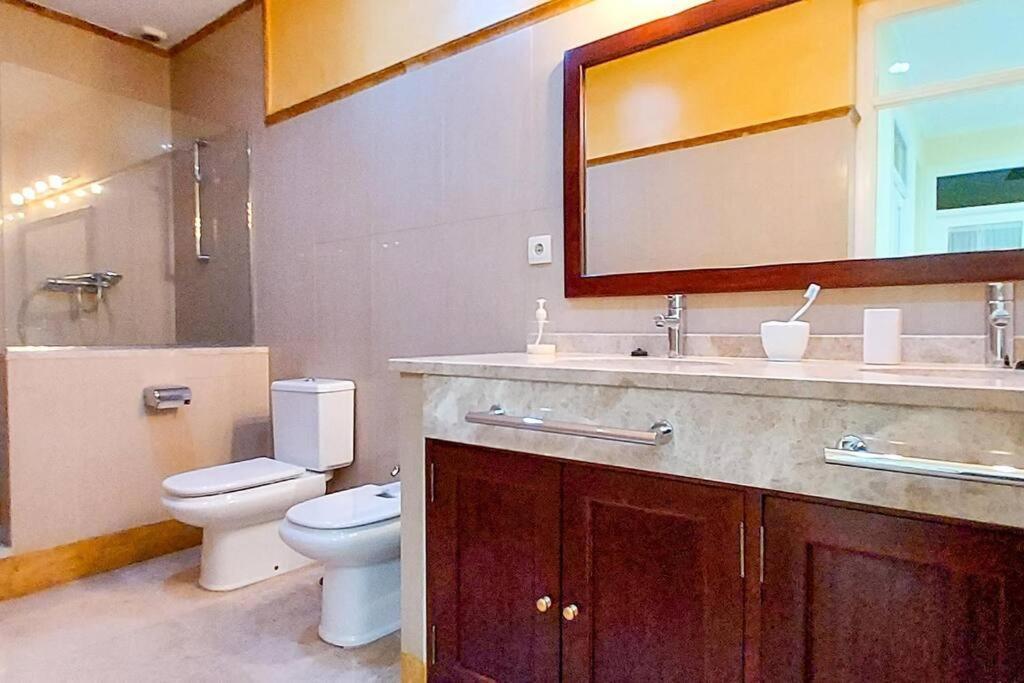 Apartamento Suite Alameda De Hercules Севиля Екстериор снимка